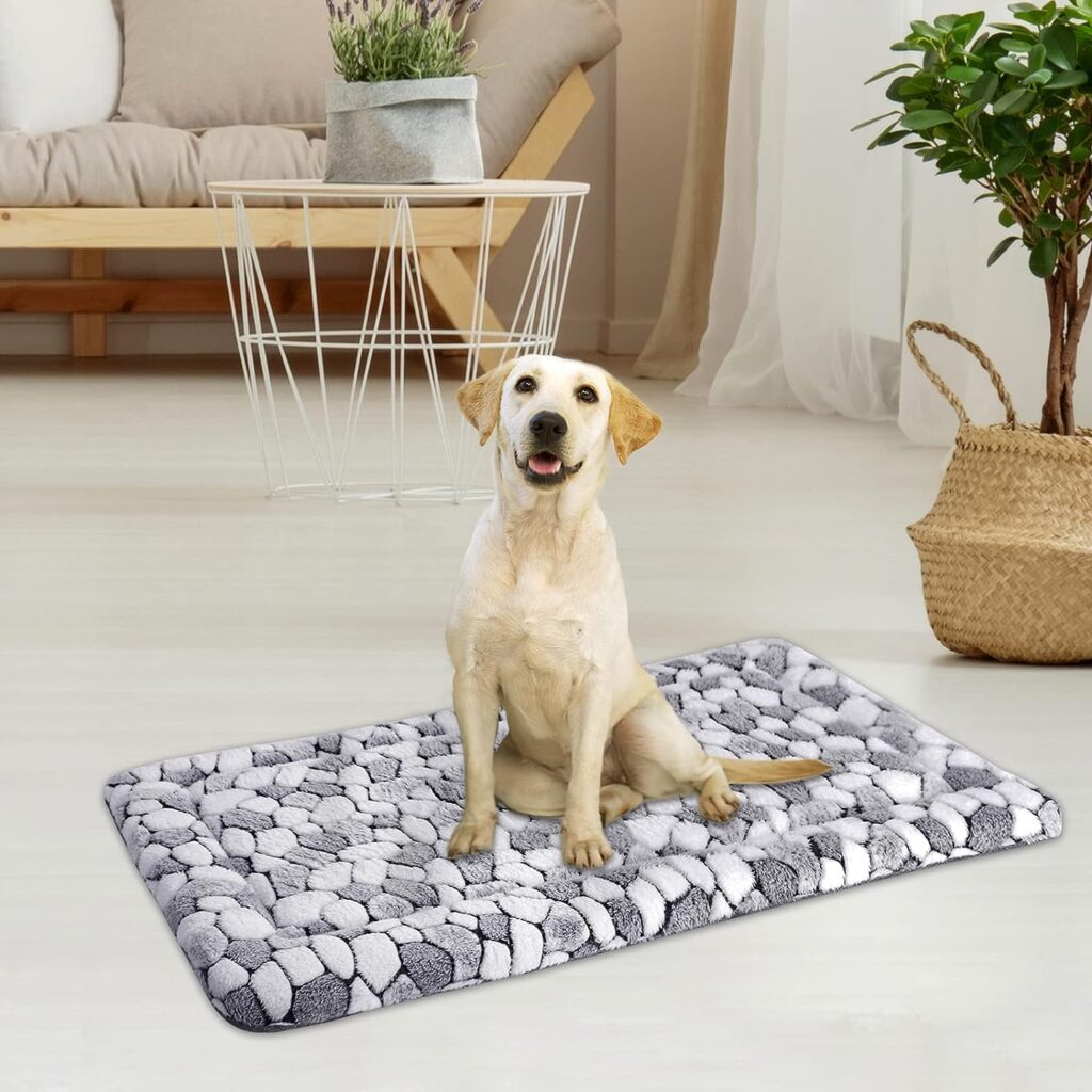 VANKEAN Stylish Dog Crate Pad Bed Mat Reversible (Cool  Warm), Soft Pet Sleeping Mat Dog Bed for Crate Suitable for Small to XX-Large Dogs and Cats, Machine Washable Crate Beds,Grey Stone Pattern